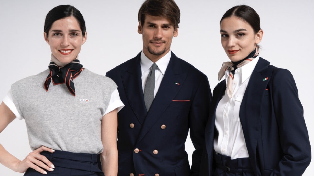 Le hostess? Senza ricrescita. Galateo di Ita per volare "chic"