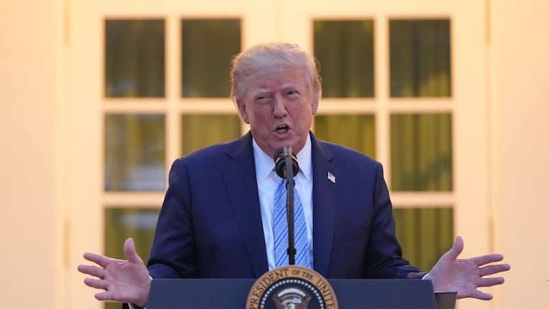 E Trump bandisce tre testate dalla Casa Bianca