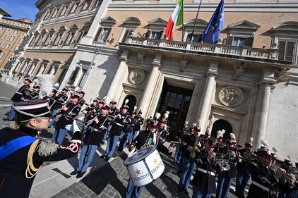 Concerto per ""Montecitorio a porte aperte" della Banda dell'Esercito Italiano 11