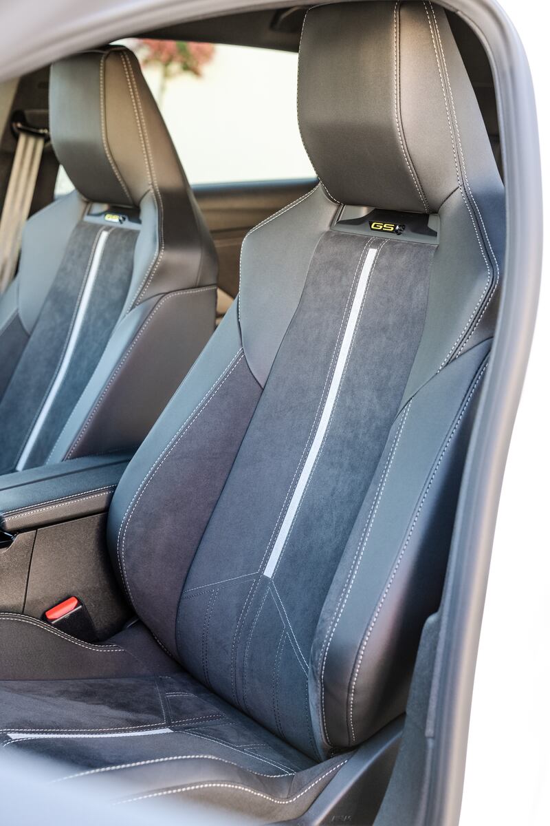 Opel Grandland Gse, guarda le foto 7