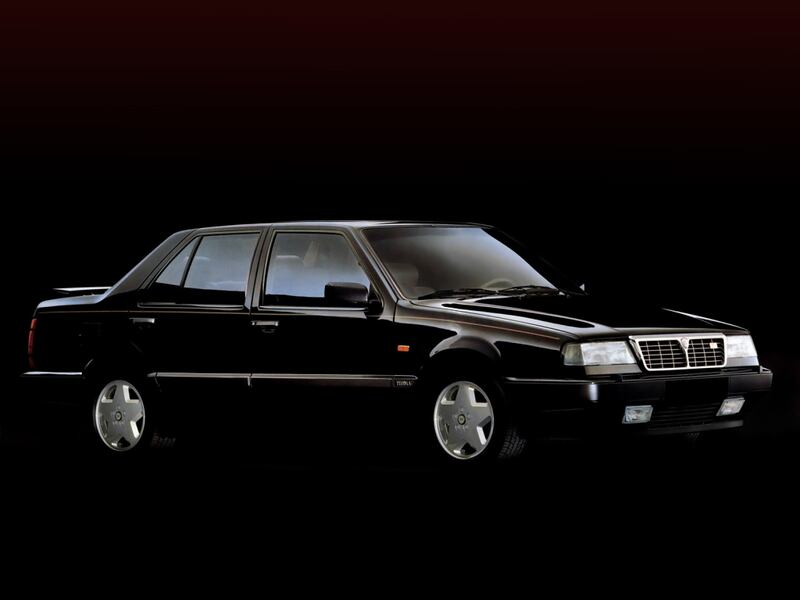 Lancia Thema, guarda la gallery 29