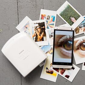 Fujifilm Instax Mini Stampante Fotografica Per Smartphone - da 179 euro