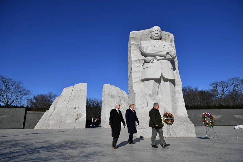 Trump visita il memoriale di Martin Luther King 3