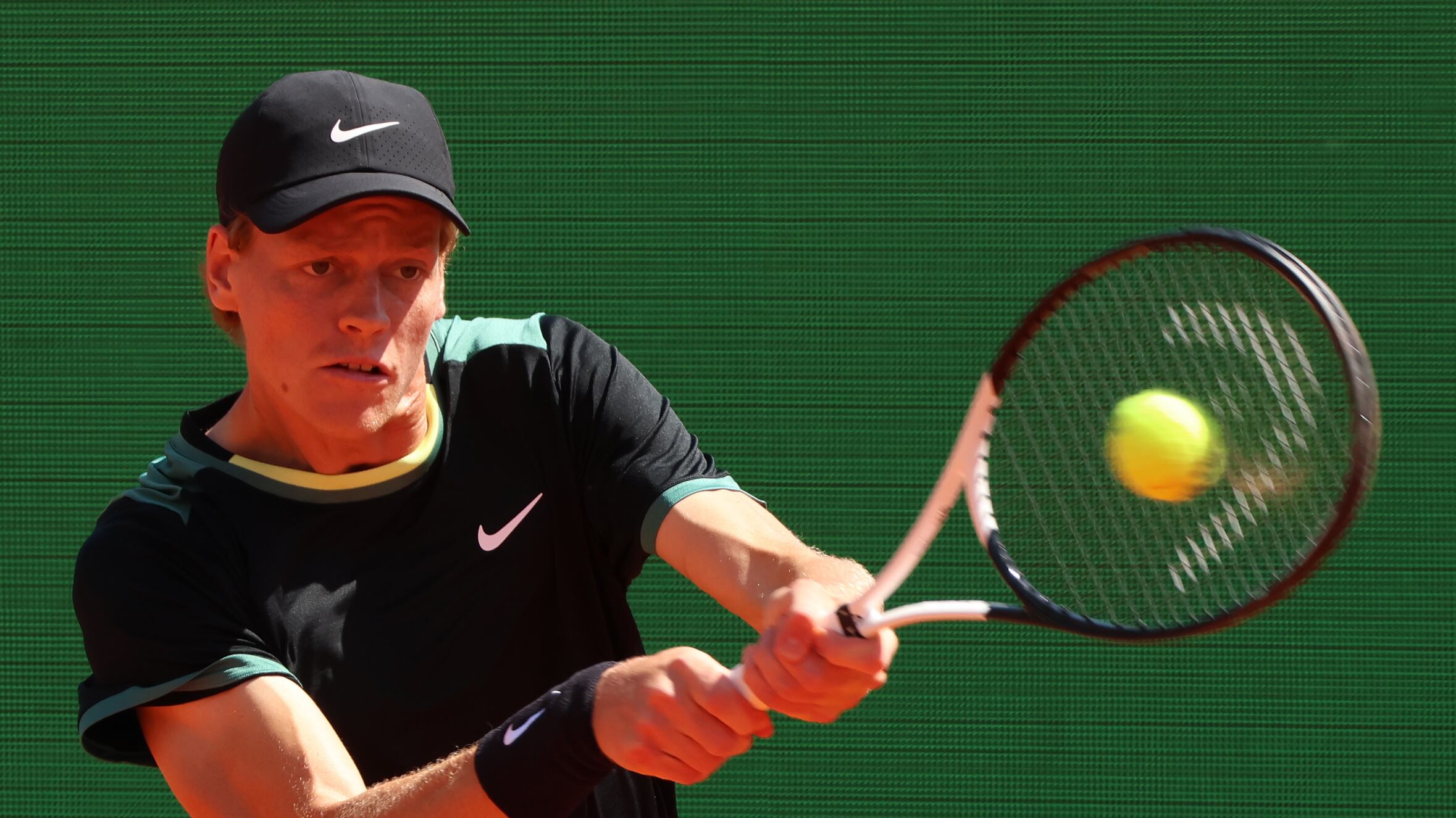 Sinner è micidiale, batte Rune in 3 set e vola in semifinale a Montecarlo