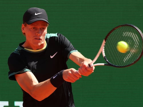 Sinner è micidiale, batte Rune in 3 set e vola in semifinale a Montecarlo