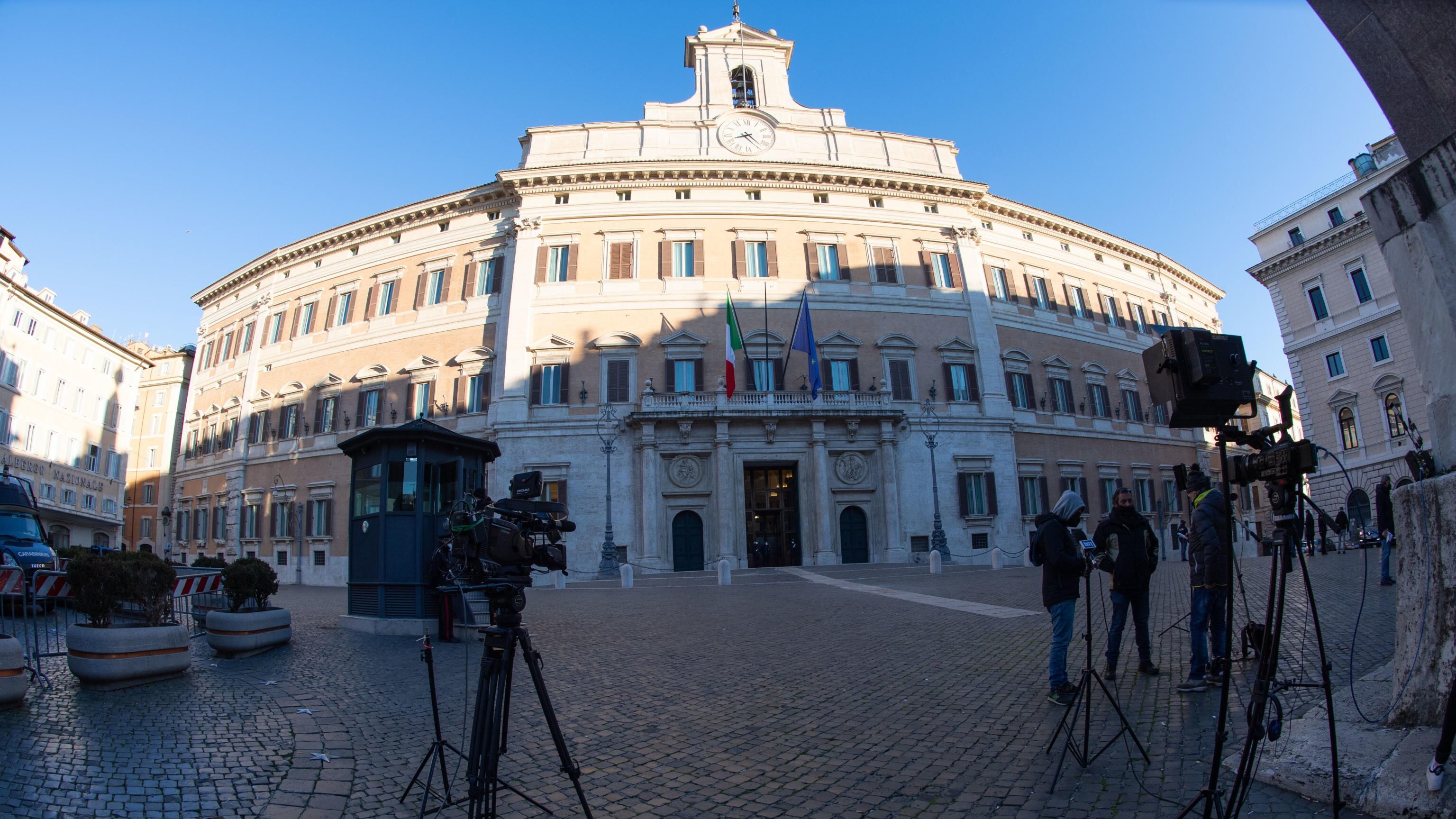 Le consultazioni e l'incarico di Mattarella: quando sarà nominato il governo