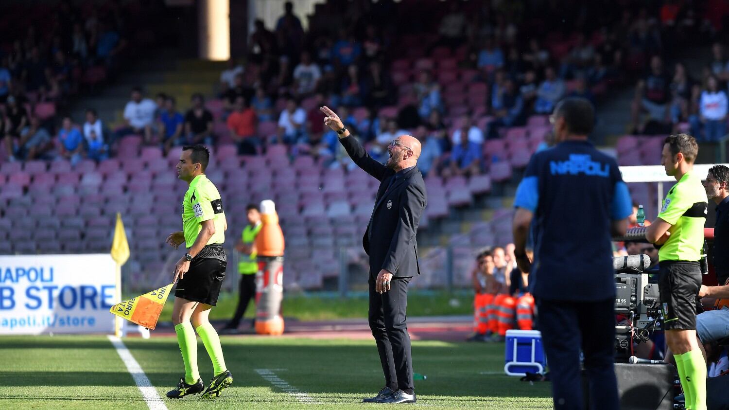 Serie A, il Crotone perde a Napoli e retrocede in Serie B