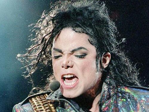 Indagine letteraria sul vero volto di Jacko e altri misteri pop