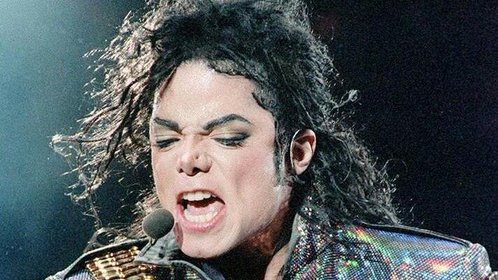 Indagine letteraria sul vero volto di Jacko e altri misteri pop