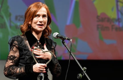 Grande riconoscimento per Isabelle Huppert, celebre attrice francese  4