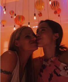 Aurora Ramazzotti, scatto ironico con Michelle Hunziker 10