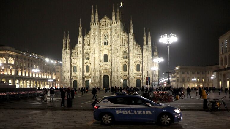 "Ho visto il segno con le quattro dita": così ha evitato lo stupro a Milano