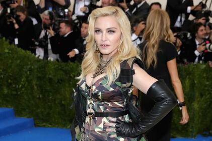 Madonna, topless a sorpresa su Instagram 15