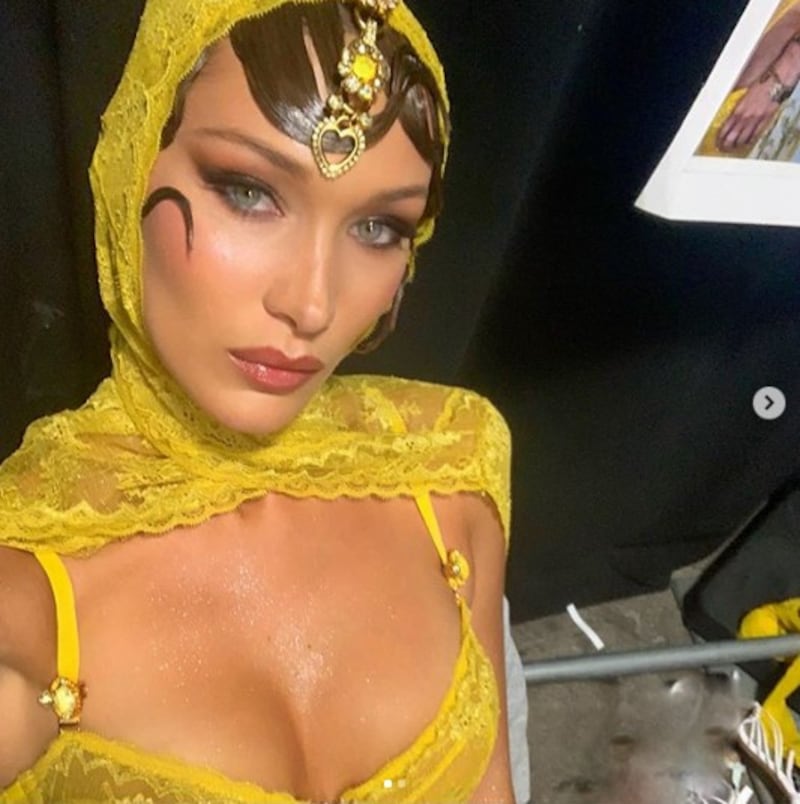 Bella Hadid, le foto più seducenti 8
