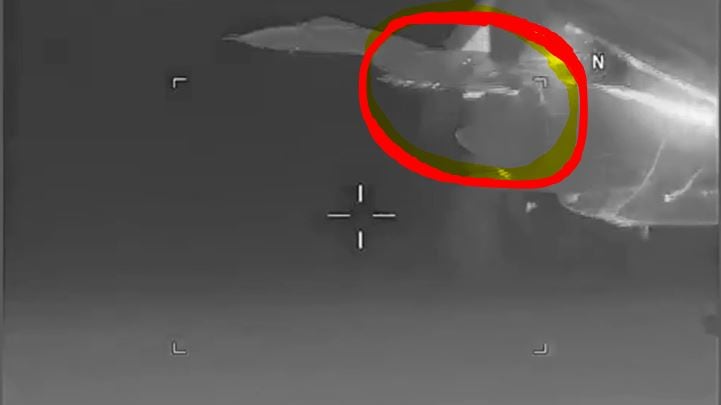 A pochi metri dalla collisione: caccia russo sfiora velivolo Usa