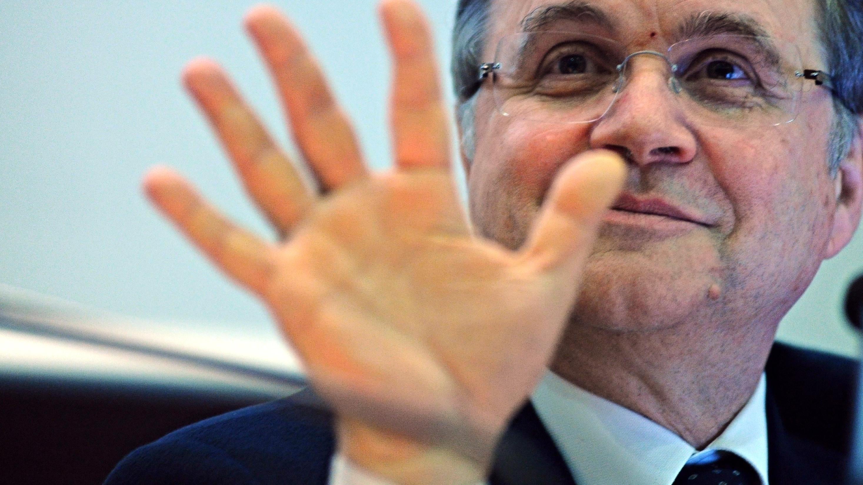 Banche in rosso, vietati bonus e cedole