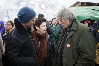 Migranti, Jude Law visita campo profughi a Calais 4