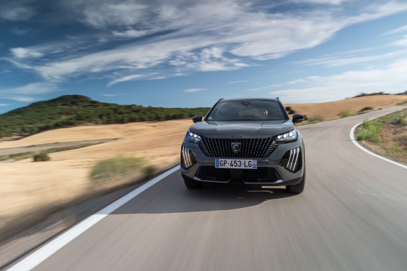 Nuova Peugeot 2008: guarda tutte le foto 3