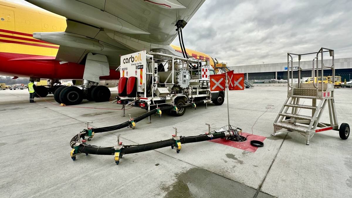 "Abbiamo meno carburante, rifornitevi in altri scali": cosa succede a Malpensa