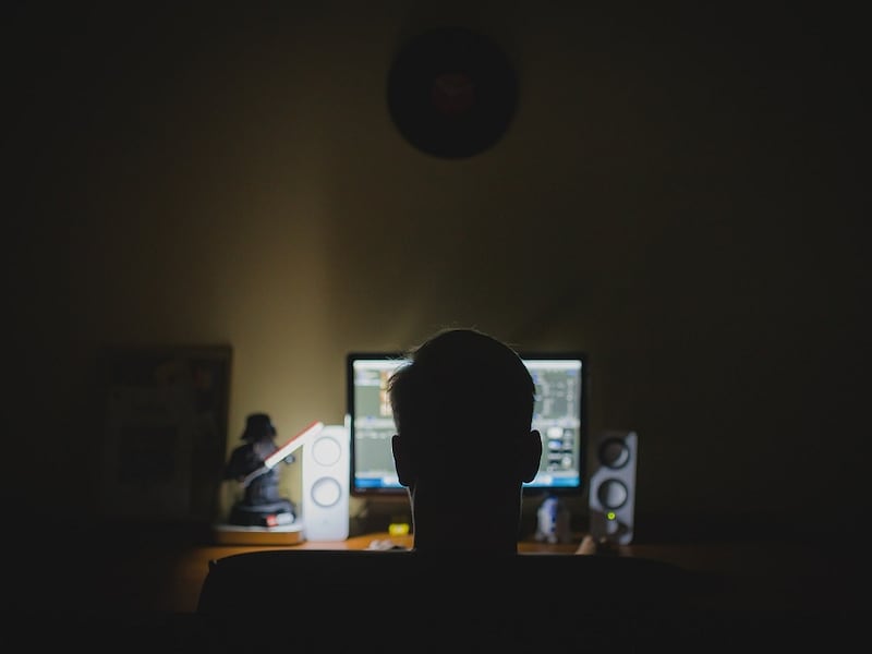 Svezia, 10 anni di carcere a un 18enne per tentato omicidio e stupro commessi online