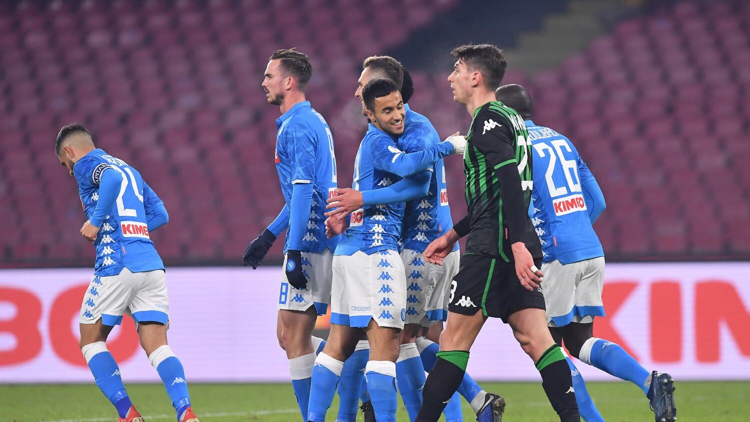 Il Napoli si regala il Milan ai quarti di Coppa Italia: Sassuolo ko 2-0