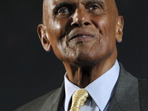 Addio al mito della musica Harry Belafonte: è morto il Re del calypso