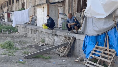 Baraccopoli Milano - Scalo Farini  9