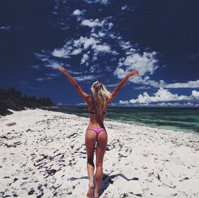 Alexis Ren, la modella super hot su Instagram 32