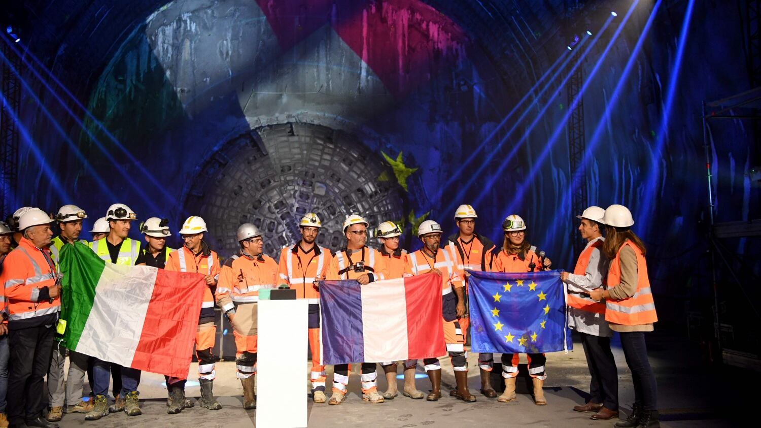 Successo Sì Tav: "Federica" apre il primo tunnel di 9 chilometri