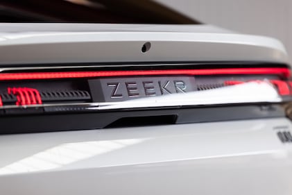 Zeekr 001: guarda tutte le foto 8
