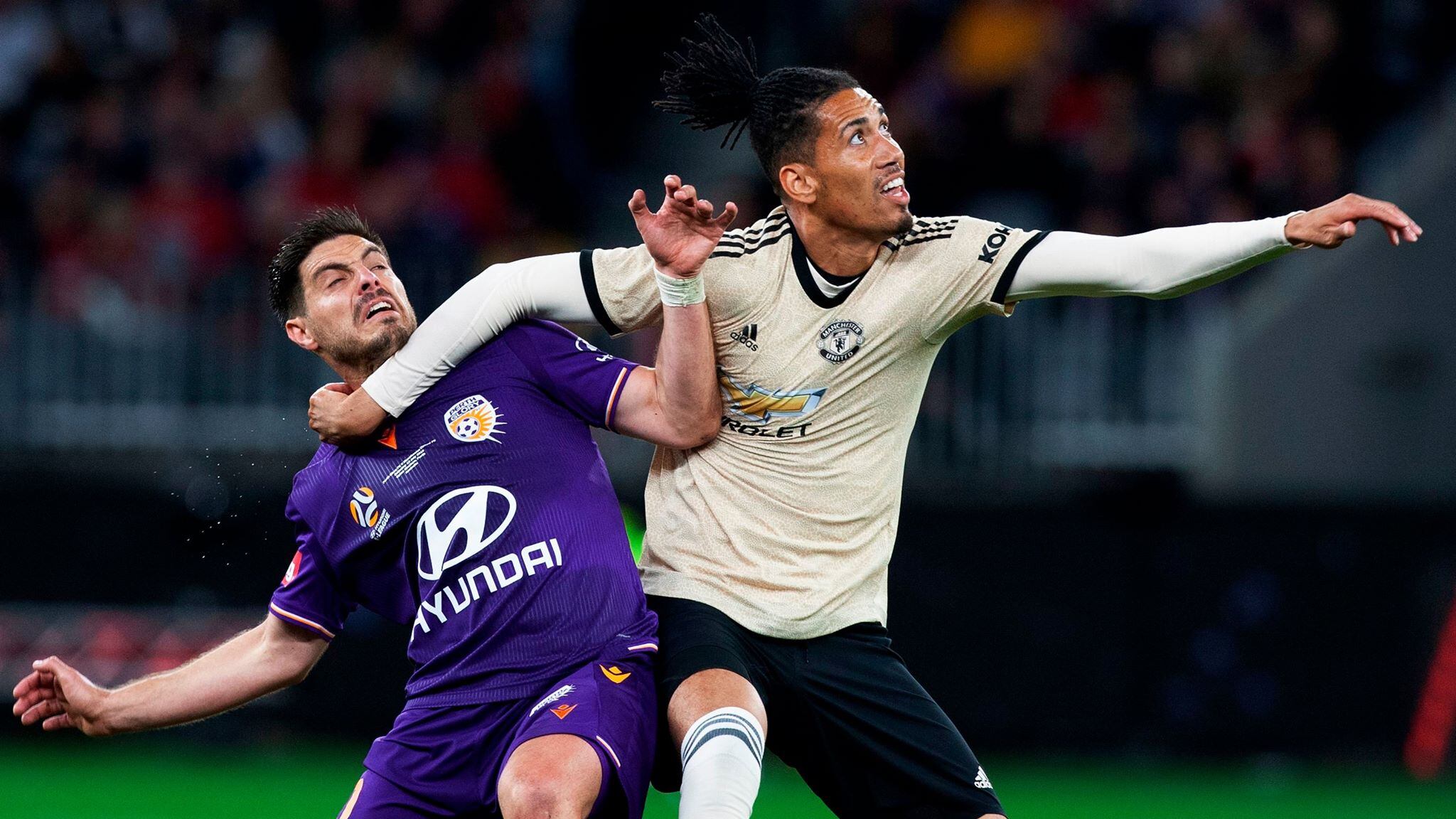 Roma, colpo a sorpresa: è fatta per Smalling