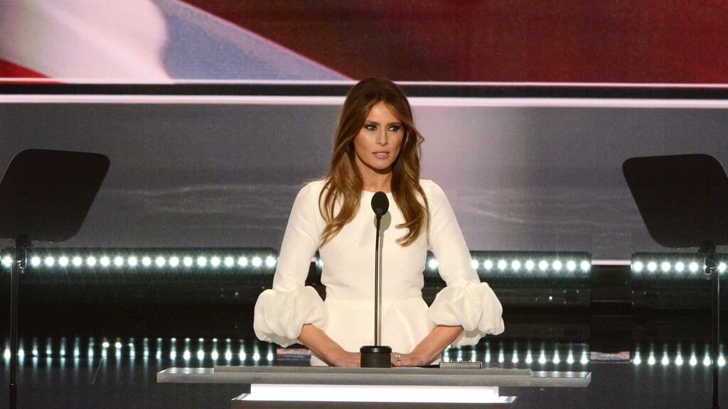 Sanremo 2017, Conti vuole Melania Trump sul palco