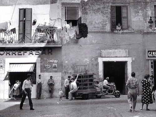 Incanto, rabbia, nostalgia. Il tramonto di Roma è una piccola bellezza