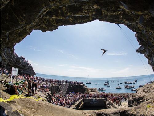 Al via la nona stagione della Red Bull Cliff Diving World Series