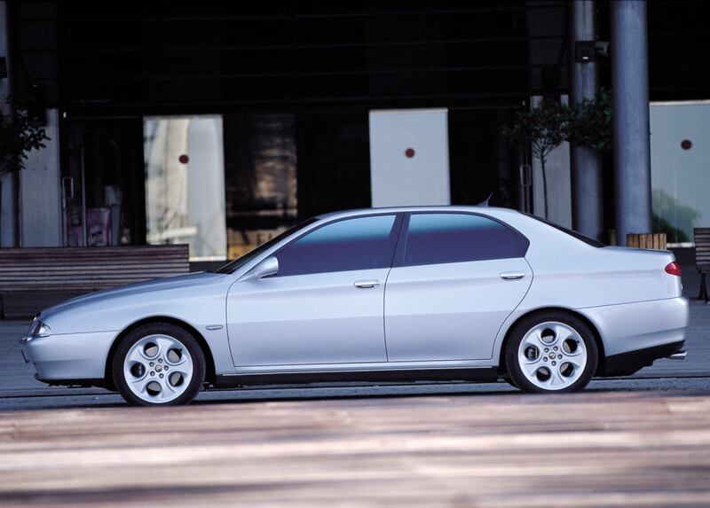 Alfa Romeo 166, guarda la gallery 9