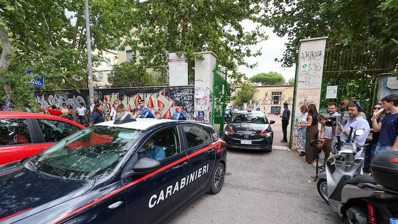 Il caos social e il ruolo dei genitori