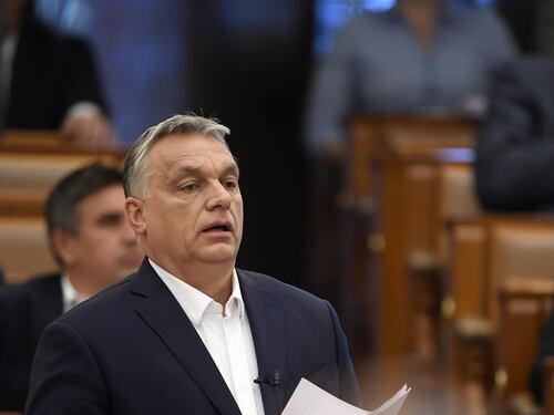 Emergenza virus in Ungheria: concessi pieni poteri a Orban