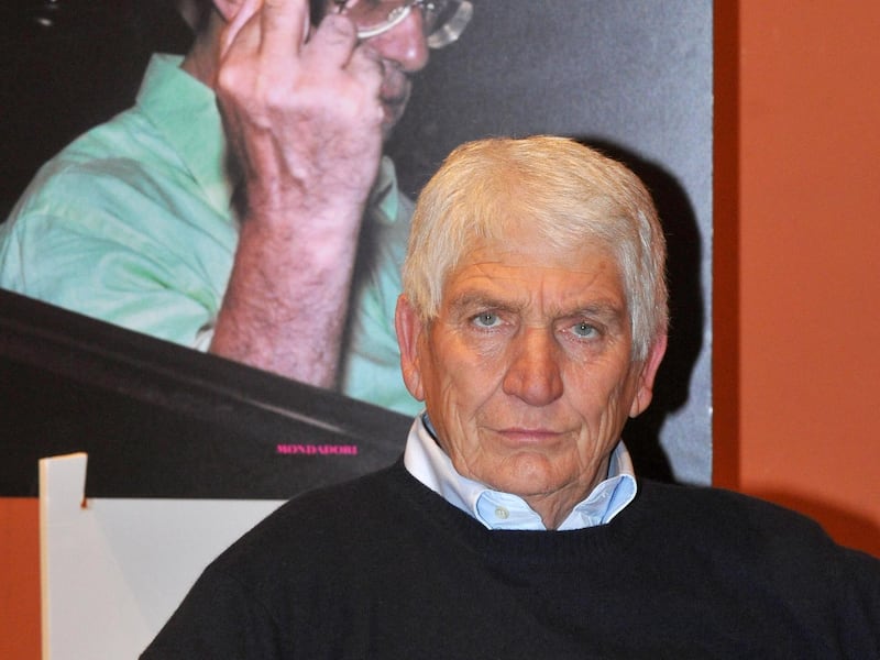 Il paparazzo dell’Italia “cafonal”