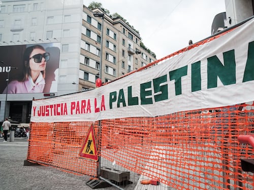 La sinistra in piazza senza idee e senza guide