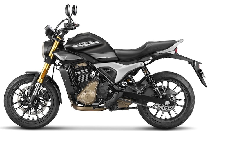 Hero Xpulse 200 4V e Hunk 440 13