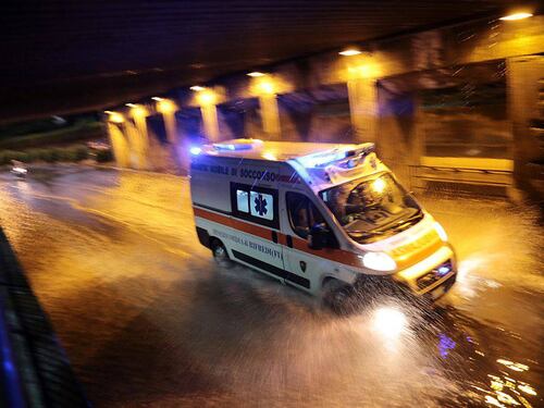 Ancona, donna ghanese stacca a morsi la falange di un dito al marito