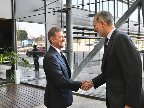 Enel, incontro tra l'ad Cattaneo e il Re di Spagna Filippo VI nella sede di Endesa