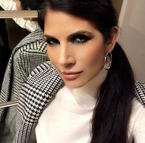 Pamela Prati hot al mare 6