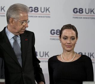 Angelina Jolie al G8 2