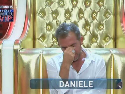 Gf Vip, il dolore di Bossari: "Non riesco a stare in piedi, non vedo niente"