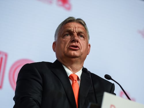 Ultimatum Ue a Orbán. "La legge calpesta i diritti"