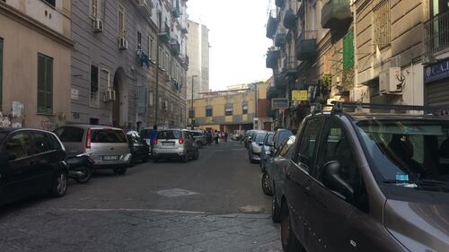 A scuola cede rampa della scala antincendio e maestra rimane ferita: le immagini della struttura 2
