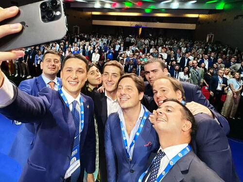 Boom di eletti e tesserati under 35: è l'eterna giovinezza di Forza Italia