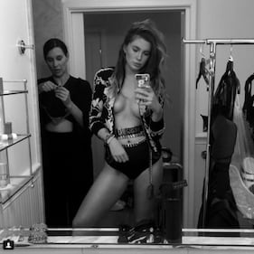 Ireland Baldwin completamente nuda 28