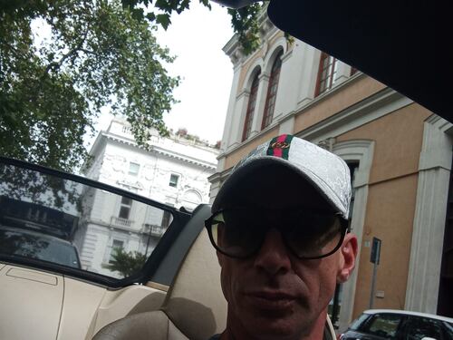 Roberto Bedetti, l'ex spogliarellista e volto tv arrestato per estorsione aggravata